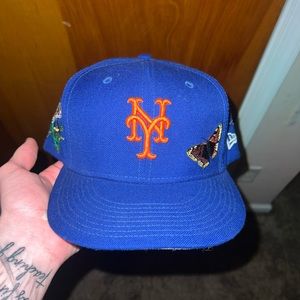 New era exclusive “Felt” fitted hat